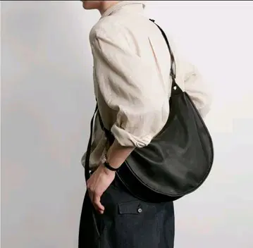 가죽 느낌 남성용 숄더백 블랙