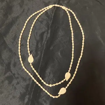 앤티크 잎 모티브 롱 목걸이