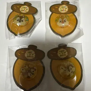 칩과 데일 핀 배지 4개 세트