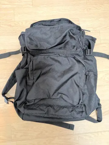 [ 중고 ] 무인양품 어깨 부담을 줄이는 발수 위에서 열리는 럭색