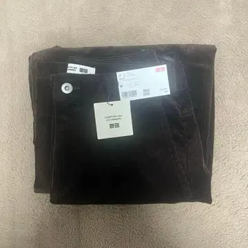유니클로 코듀로이 커브 팬츠 다크 브라운 M 미사용
