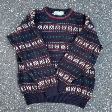 페어아일 패턴 니트 스웨터 긴팔