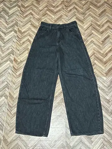 UNIQLO 배기 커브 청바지