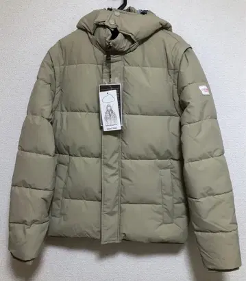 게스 다운 자켓 TRANSFORMABLE PUFFER JACKET
