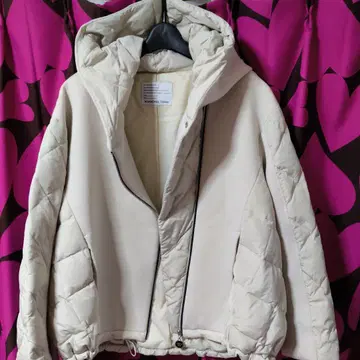 MARECHAL TERRE 후드 부착 다운 자켓