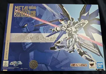 METAL ROBOT혼 프리덤 건담