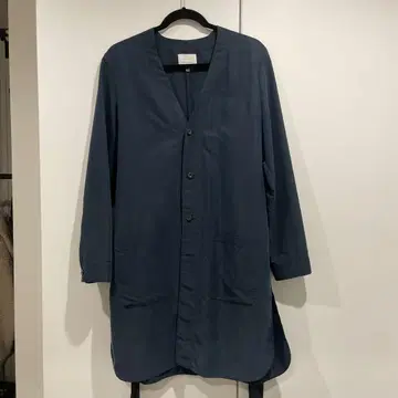 victim 레이온 롱 가운 M