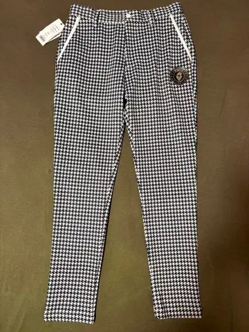 미사용 새상품 V12 팬츠