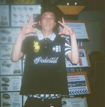 Pedestal 피케 셔츠 블랙 +81 jelly yabashi 착용