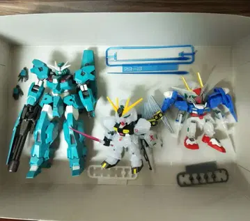 건담 프라모델 묶음 판매 3개