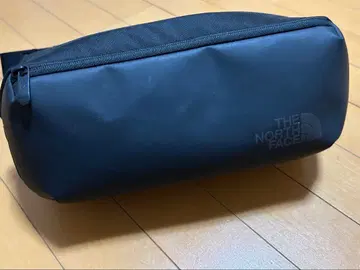 THE NORTH FACE 바사버 바디백 블랙