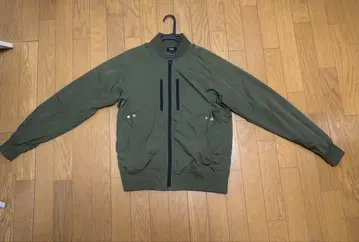 지퍼 달린 점퍼