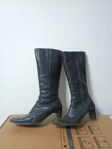 블랙 가죽 롱 부츠 힐