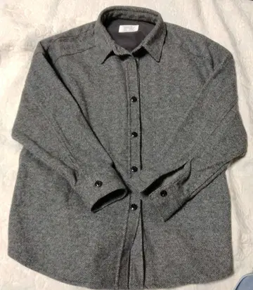 써니클라우드 울 혼방 그레이 버튼 셔츠