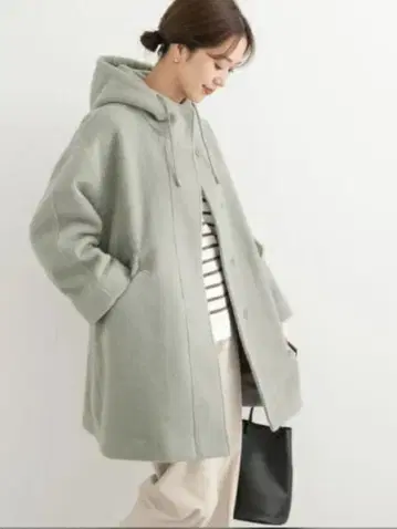 URBAN RESEARCH DOORS 루프 푸드코트