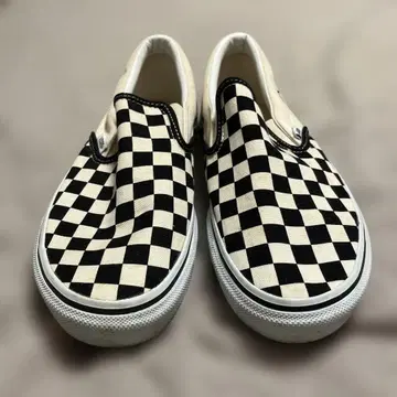 새상품급 VANS 체커 슬립온