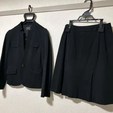 UNITED ARROWS 블랙 스커트 셋업