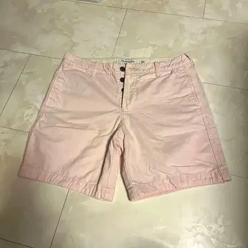 Abercrombie & Fitch 핑크 숏팬츠