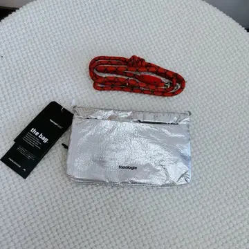 topologie 숄더백 메탈릭 실버