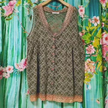 발레코어 올리브 그린 레이스 슬리브리스 블라우스 LL 그런지