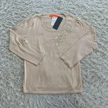 니트 스웨터 상의 스웨터 니트 자수 긴팔 베이지 M 사이즈