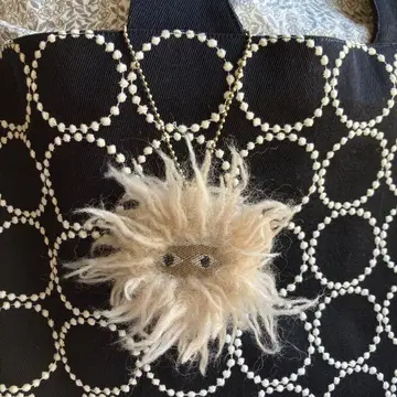 핸드메이드 미나 페르호넨 참 moorii