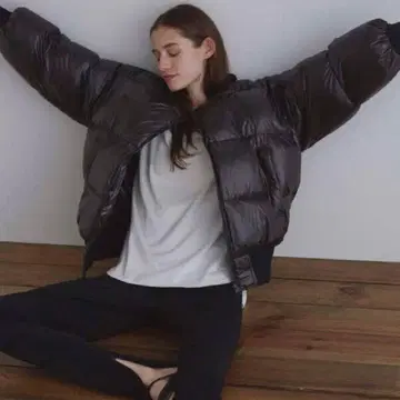 컨디션 최상 LE PHIL 루필 리버서블 볼륨 다운 자켓 블랙