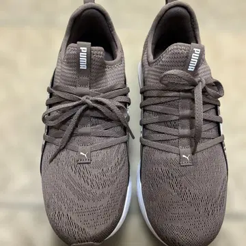 푸마 브라운 러닝화