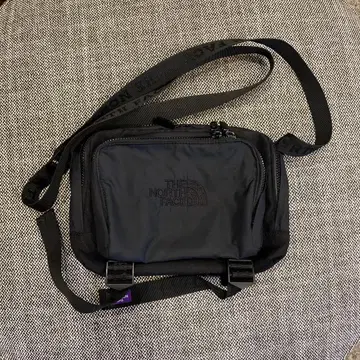 더 노스페이스 퍼플 라벨 블랙 숄더백