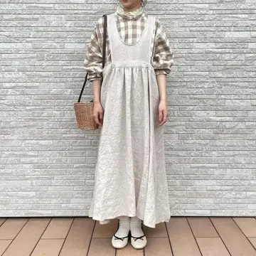 사만사 모스모스 새상품 타치카와 한정판 에이프런 원피스 아이보리