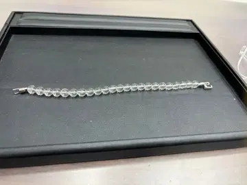 수정 팔찌 박스형 새상품