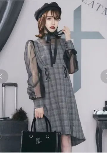 그레이 체크 무늬 미니 원피스 긴팔