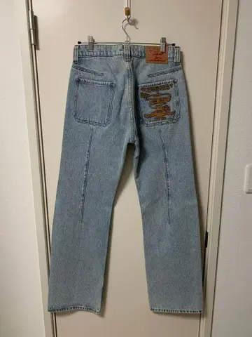 Y/PROJECT 스트레이트 데님 라이트 블루