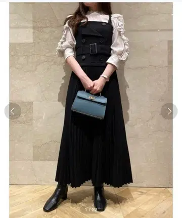 snidel 트렌치 오버롤 스커트