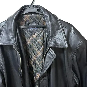 안감 체크 무늬 퀼팅 블랙 가죽 자켓