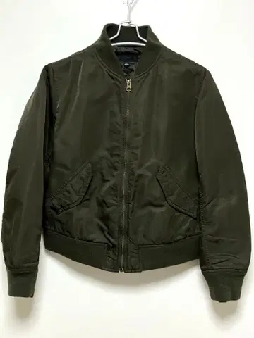 014 [새상품급] 유니클로 MA-1 블루종 올리브 L