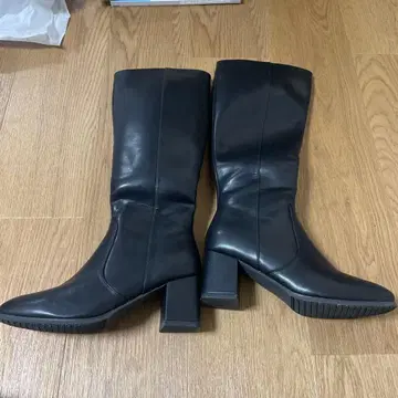 블랙 가죽 롱 부츠 사이드 지퍼 부착