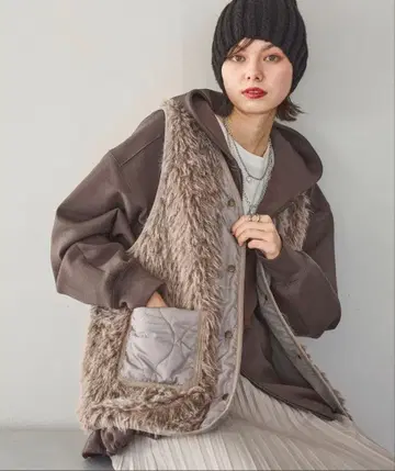 niko and 퍼 오버 사이즈 다운 베스트