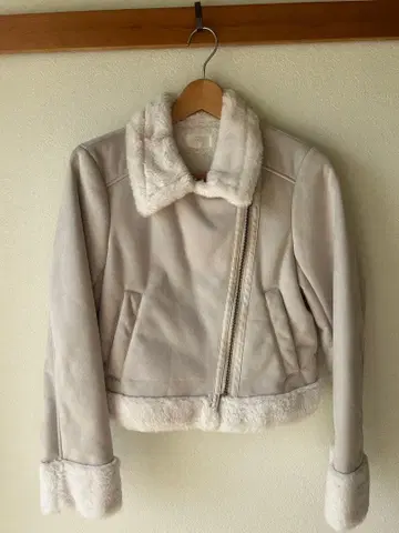 rienda 아우터 m 사이즈