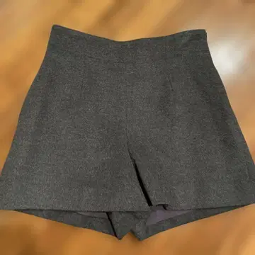 FOXEY 그레이 숏팬츠 40 사이즈 울 캐시미어