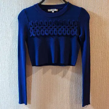 네이비 크롭 니트 긴팔 짜임 무늬