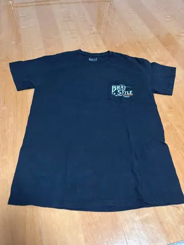 BRAT STYLE 포켓 부착 티셔츠 M 사이즈