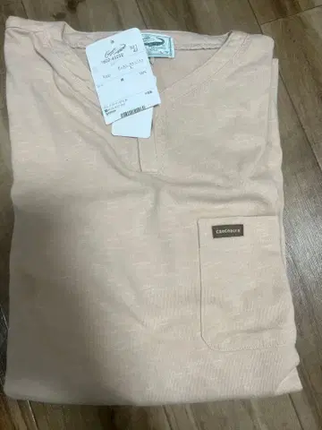 CROCODILE 베이지 V넥 T셔츠