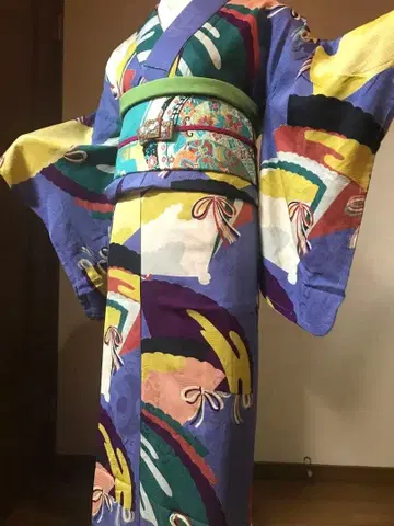 앤티크 기모노 컬러풀 팝 부채 & 리본 시접 포함 순수 실크 다이쇼 로망