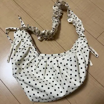 도트 숄더백 가방 도트 드림코어