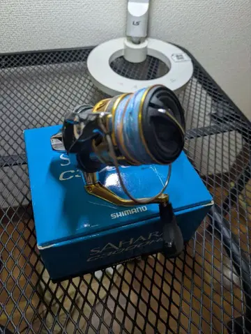 SHIMANO SAHARA C3000HG 스피닝 릴