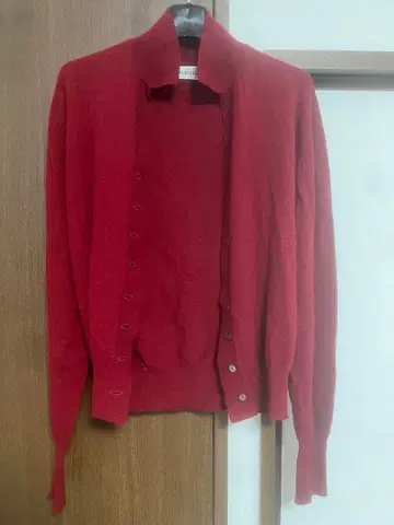 ROBERTSON 빨간색 캐시미어 가디건
