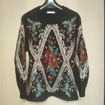 80s 빈티지 니트 스웨터 3D 입체 꽃무늬 자수 쇼와 레트로