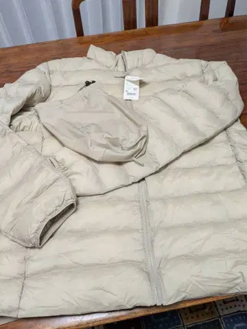 UNIQLO 퍼프 테크 자켓