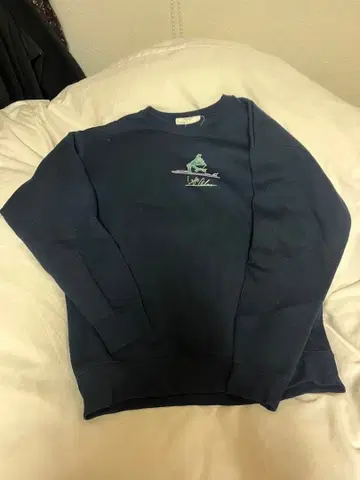 LEFT ALONE 네이비 맨투맨 L